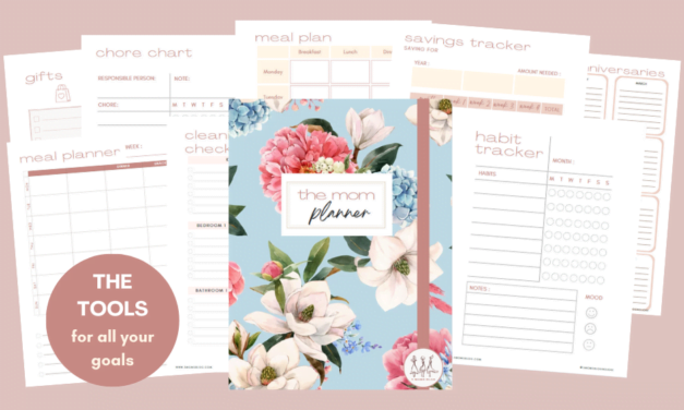 Get Organized with The Mom Planner Free Printable!